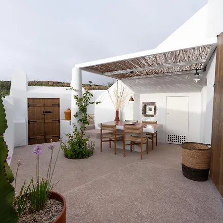 Kanava Cave Winery Villa