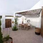 Kanava Cave Winery Villa