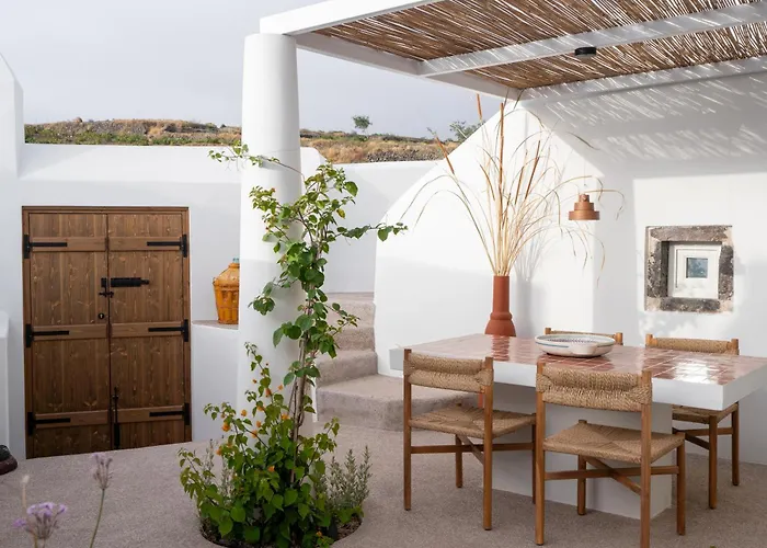 Kanava Cave Winery Villa