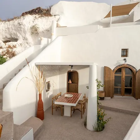 Kanava Cave Winery Messaria (Santorini)