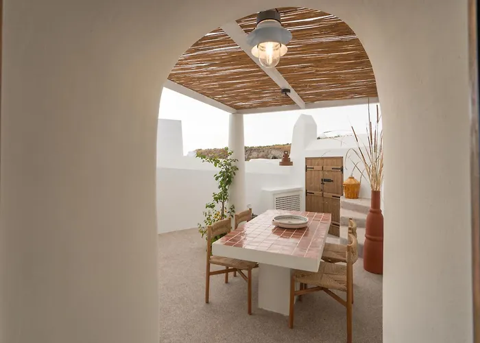 Kanava Cave Winery Villa