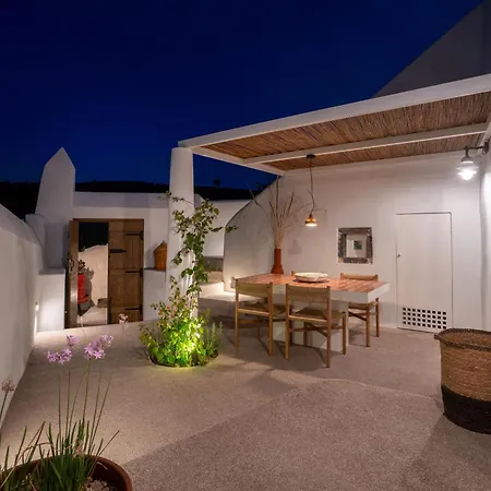 Kanava Cave Winery * メッサリア