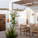 Kanava Cave Winery Villa